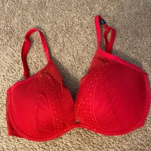 NWT Victoria’s Secret red lacy bralette 34DD